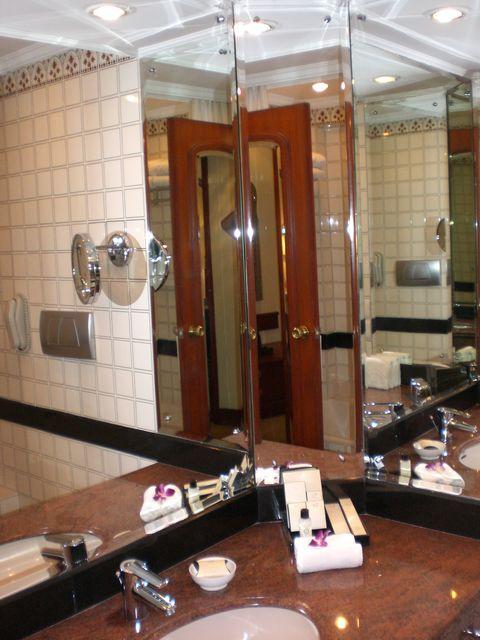 taj bathroom