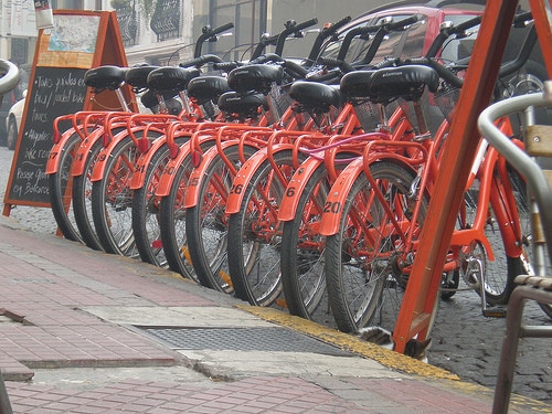 la bicicleta naranja