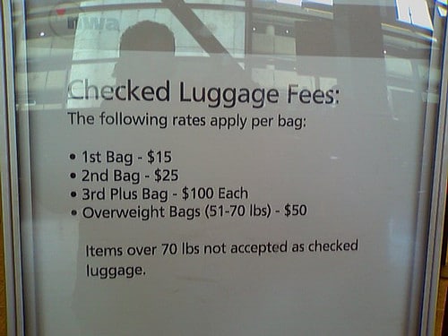 united checked baggage fee