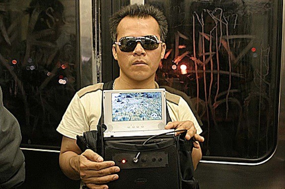 mexico city metro seller