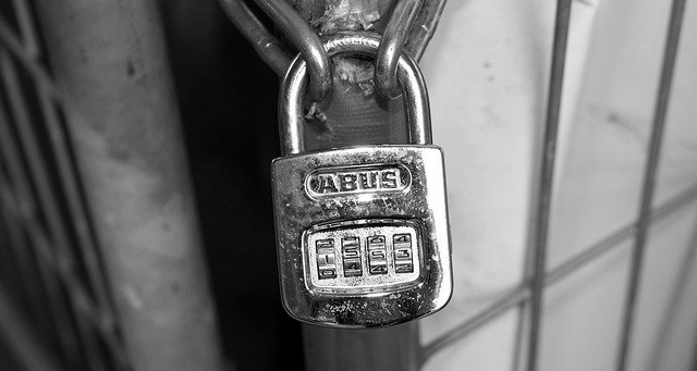 padlock black and white