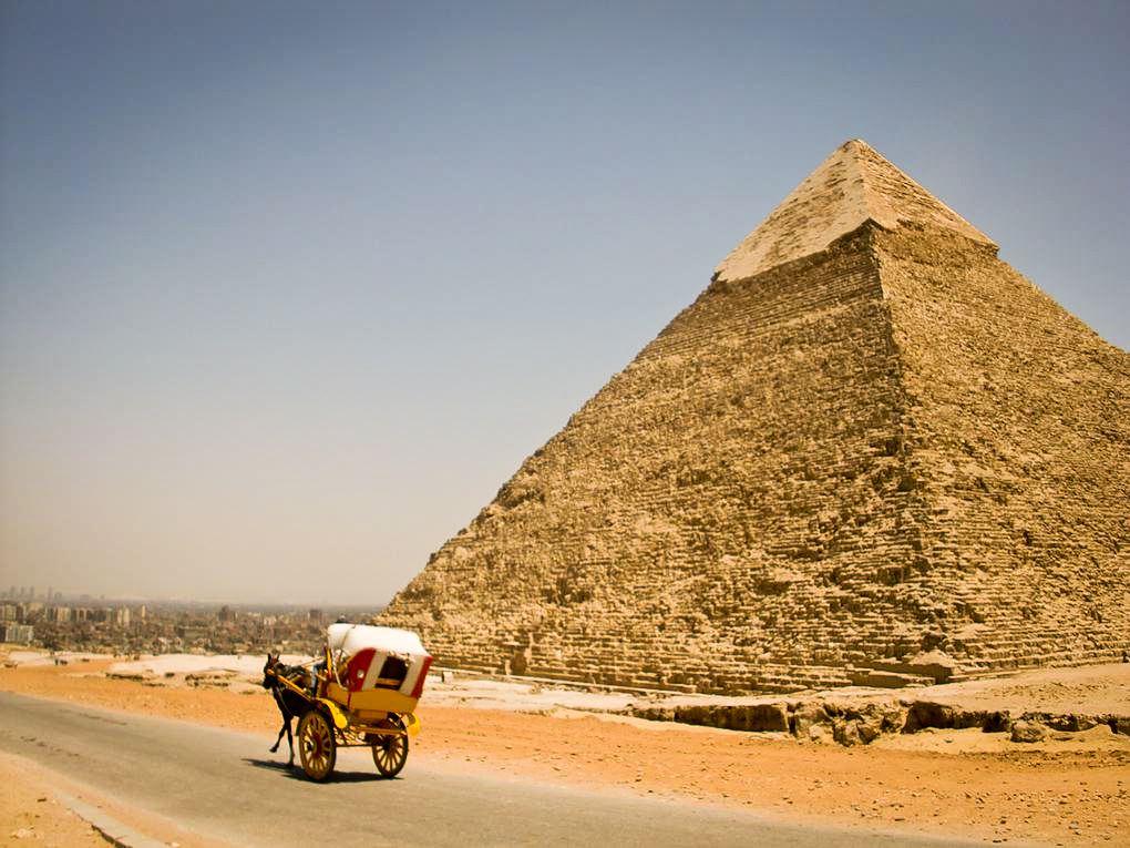 the great pyramids of giza egypt